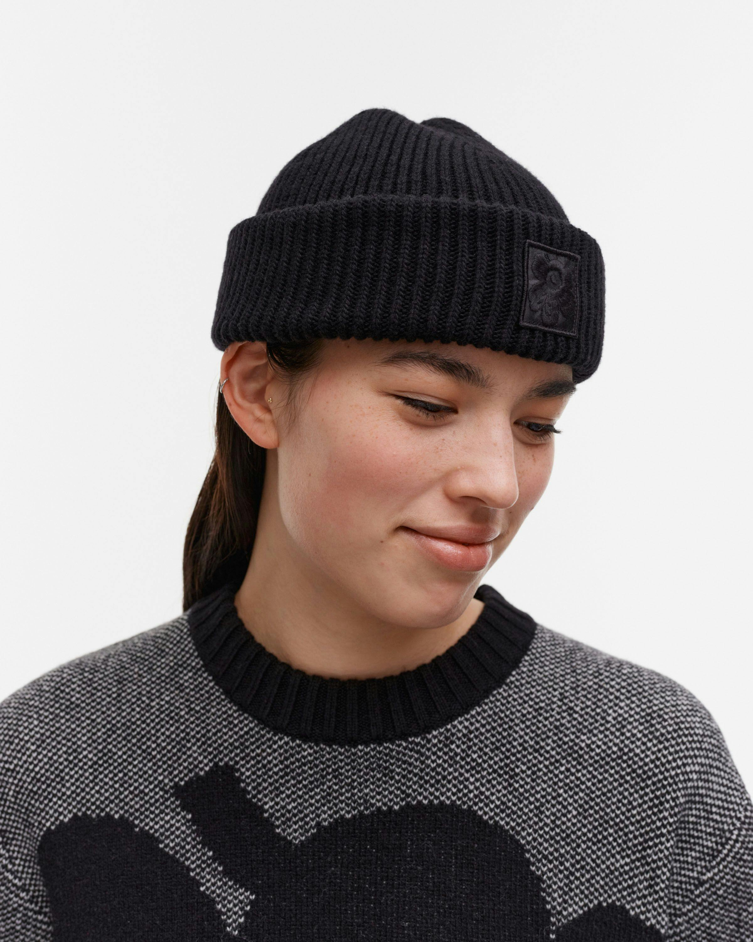 Kioski Roihua Solid Beanie