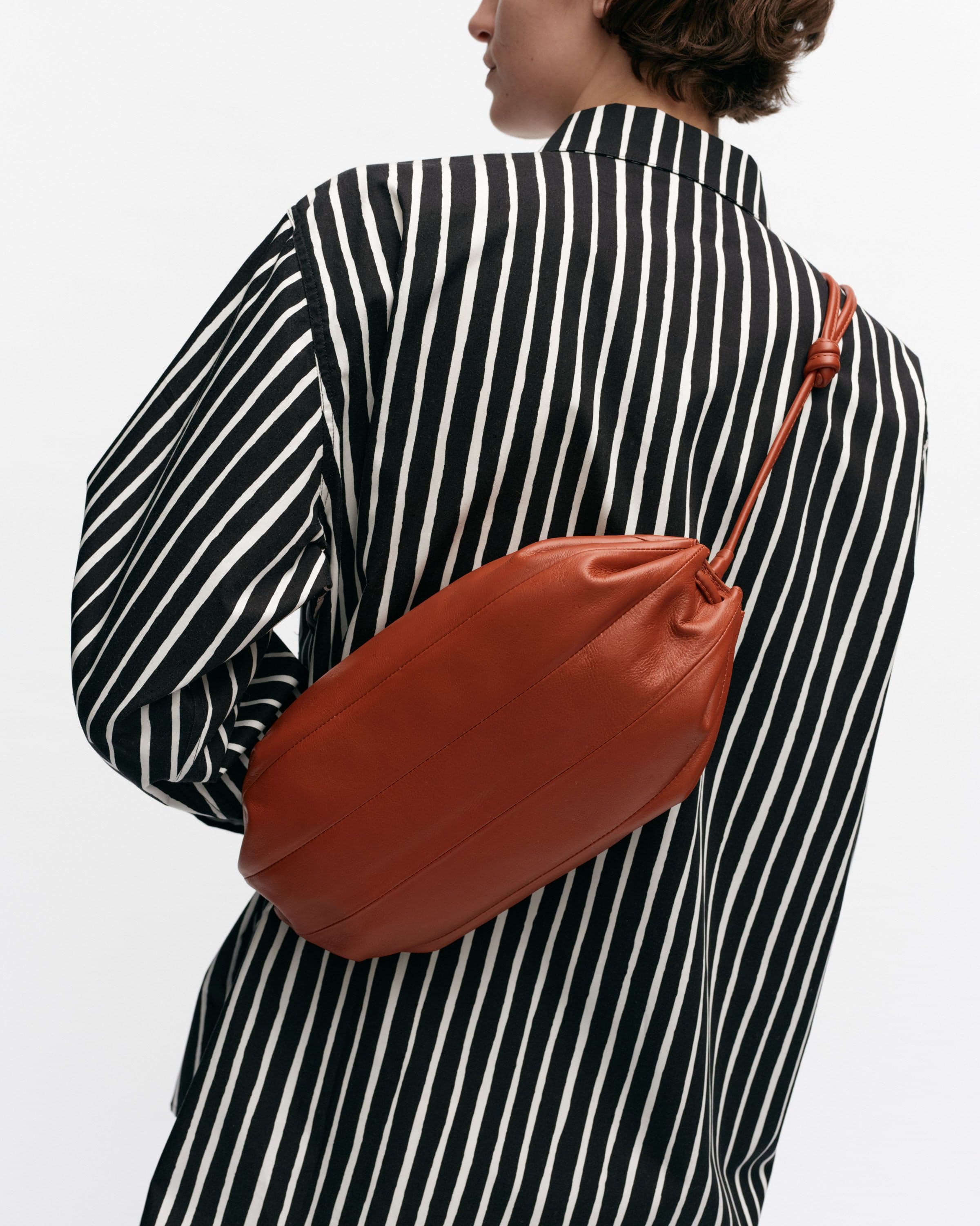 Karla Shoulder bag