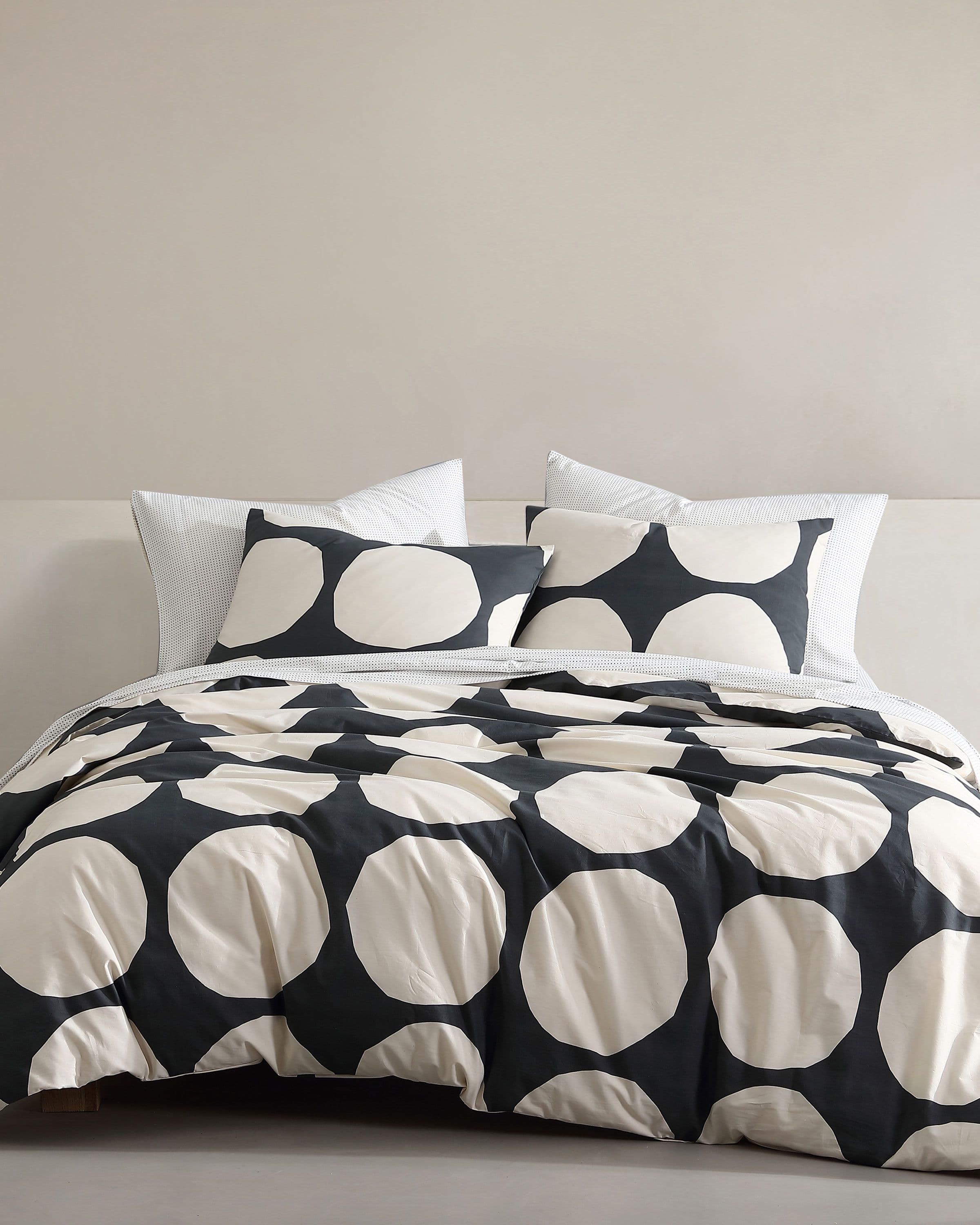 Kivet King Duvet Cover and Sham set