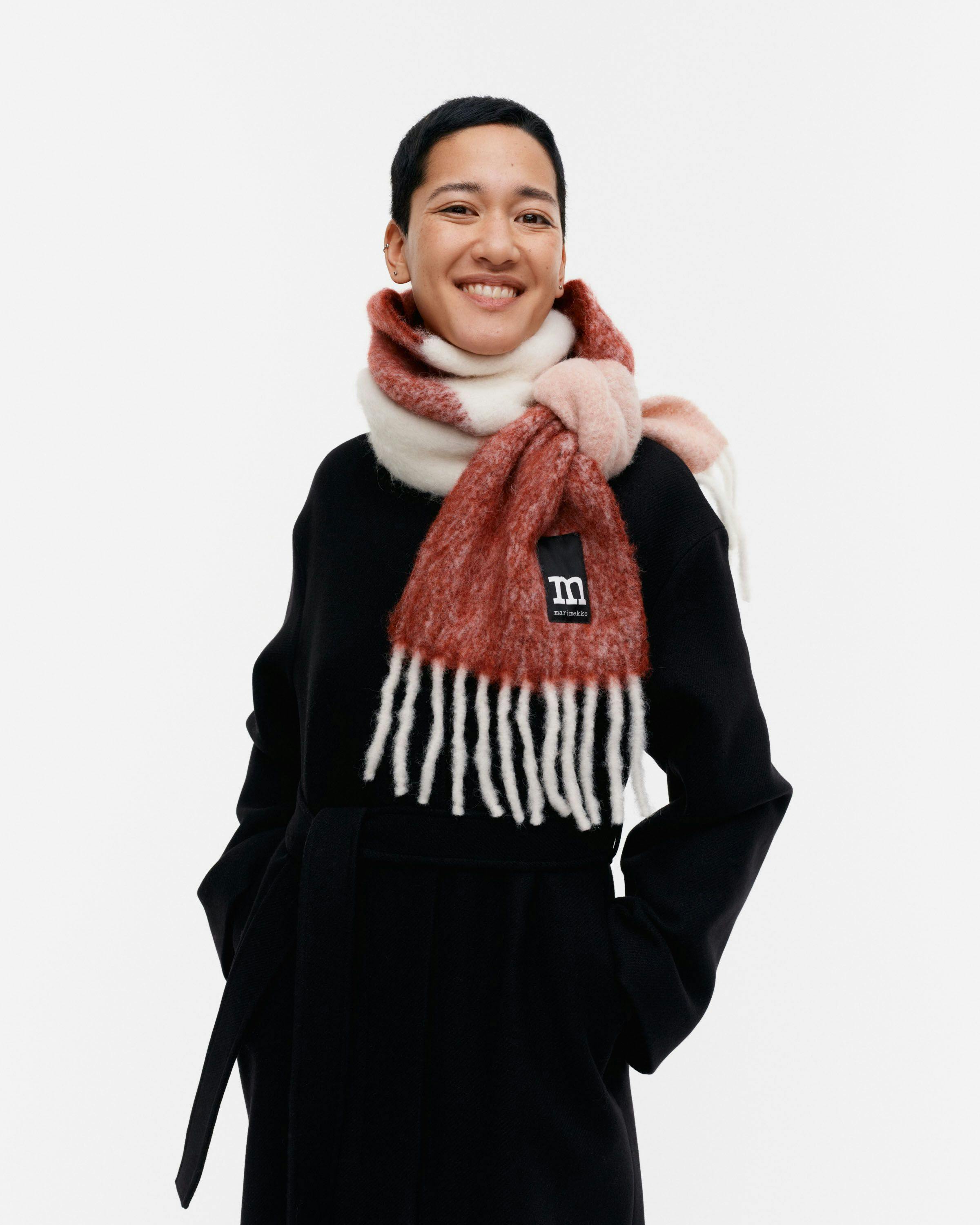 Yöllinen Scarf